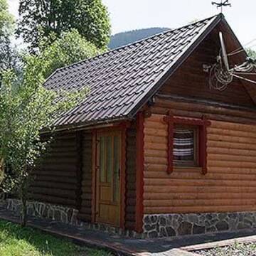 Фотографии Дома для отпуска Синевирська Поляна Котедж Під лісом г. Синевирская Поляна (Украина) №1 Фото Дома для отпуска Синевирська Поляна Котедж Під лісом г. Синевирская Поляна 1